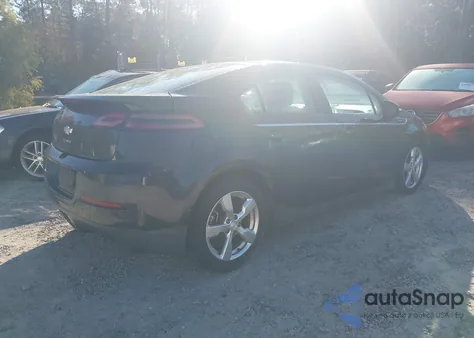 2015 Chevrolet Volt z USA, uszkodzony, nr VIN 1G1RB6E44FU113461